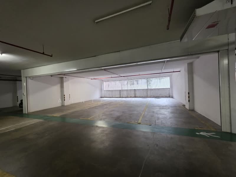 Kondominium untuk Dijual di Seringin Residences - Annie Chong - Car Park - PropertyGuru.com.my