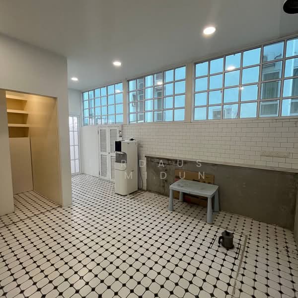 3-storey Terraced House for Sale in Cyberjaya (Selangor) - Firdaus Hamidun - PropertyGuru.com.my