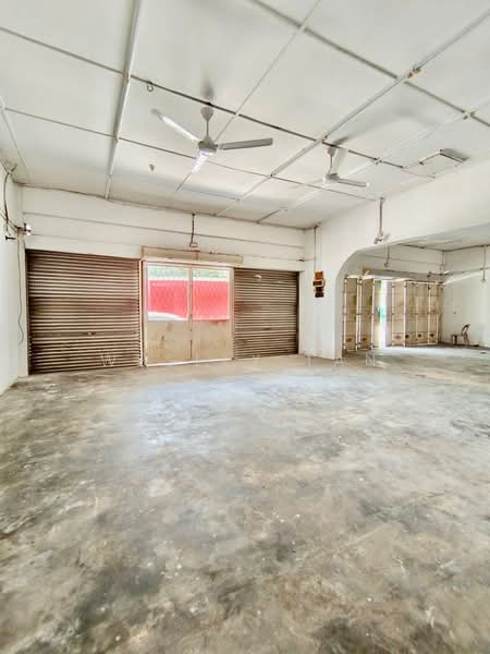 Kedai untuk Disewa di Kampung Lapan (Melaka City) - Wesley Tan - Interior - PropertyGuru.com.my