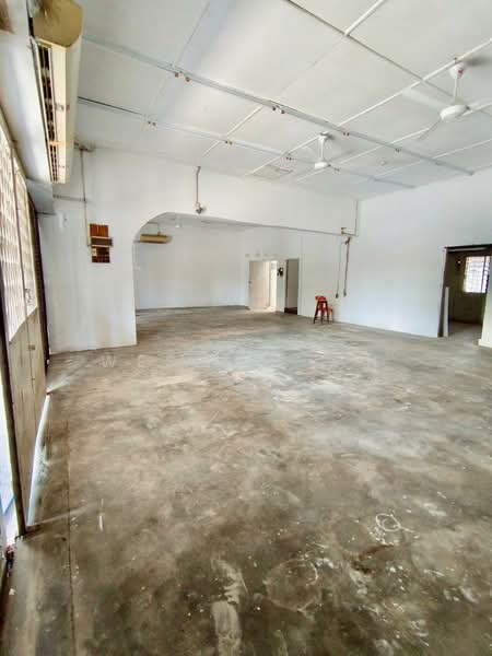 Kedai untuk Disewa di Kampung Lapan (Melaka City) - Wesley Tan - Interior - PropertyGuru.com.my