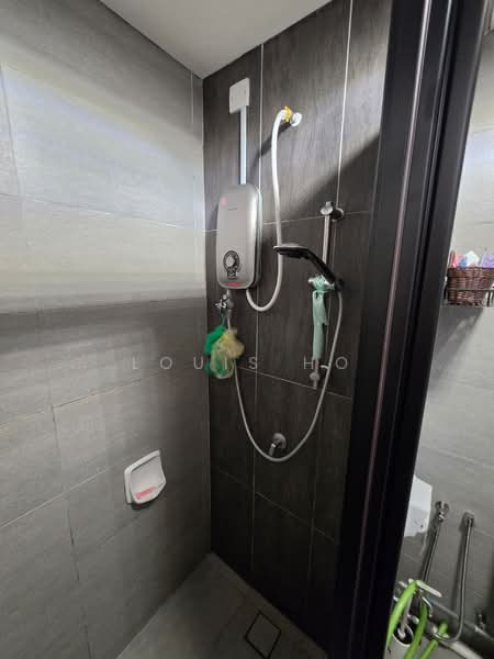 Servis Apartment untuk Disewa di The New Duo @ Edumetro - Louis Ho - Bathroom - PropertyGuru.com.my