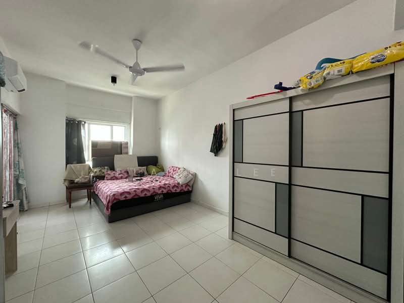 Pangsapuri untuk Dijual di One World 2 (1-Sky) - Elaine Lee - Bedroom - PropertyGuru.com.my