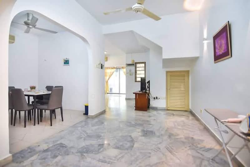 2-storey Terraced House for Sale in Usj 3 (Subang Jaya) - Tom Ting - Dining Room - PropertyGuru.com.my