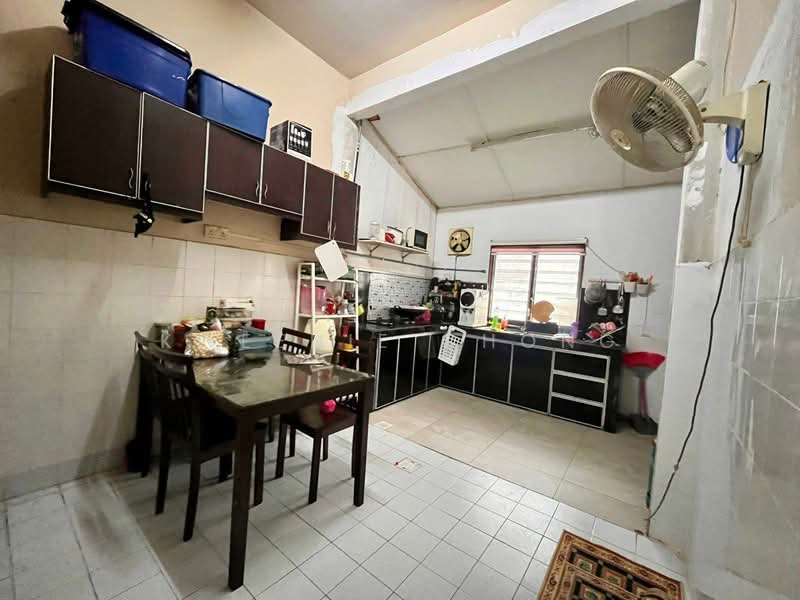 Rumah Teres 2 Tingkat untuk Dijual di Taman Bukit Permai (Cheras) - Kweenie Chong - Kitchen - PropertyGuru.com.my
