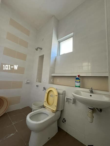 Semi-Detached House for Sale in Setia Damai (Setia Alam) - Loke . - Bathroom - PropertyGuru.com.my