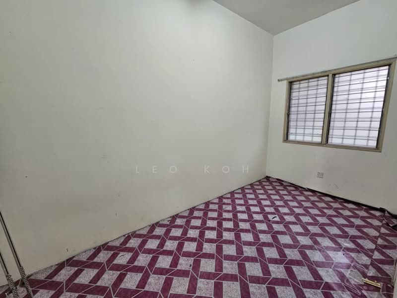 2-storey Terraced House for Sale in Bandar Putra Permai (Seri Kembangan) - Leo Koh - Interior - PropertyGuru.com.my