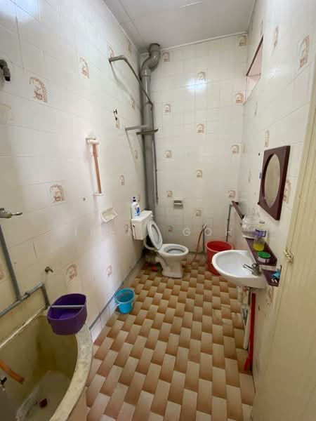 Pangsapuri untuk Dijual di Medan Mutiara - Irene Goh - Bathroom - PropertyGuru.com.my