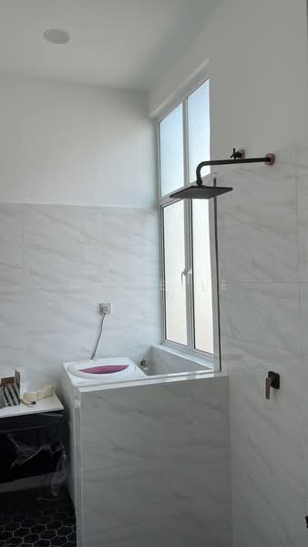 Rumah Teres 2 Tingkat untuk Dijual di Taman Tasik Puchong (Puchong) - Michelle Tan - Bathroom - PropertyGuru.com.my