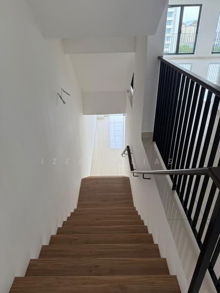 3-storey Terraced House for Sale in Taman Melawati (Ulu Kelang) - Izzah Alias - PropertyGuru.com.my