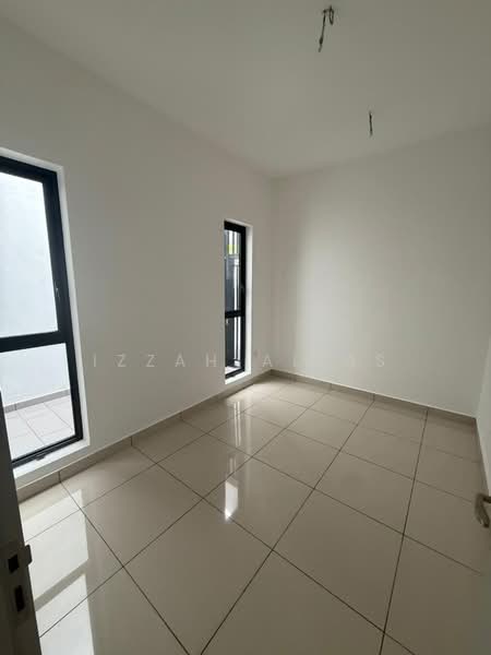 3-storey Terraced House for Sale in Taman Melawati (Ulu Kelang) - Izzah Alias - PropertyGuru.com.my