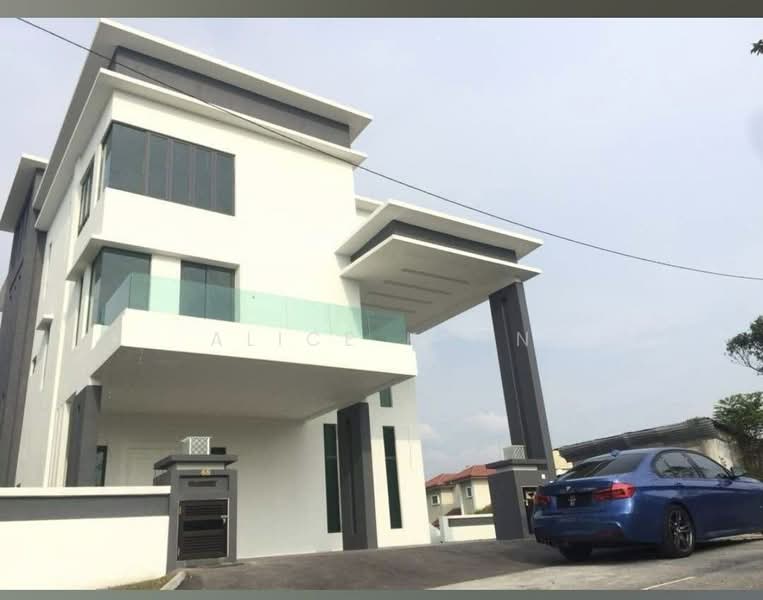 Bungalow for Sale in Kota Emerald (Rawang) - Alice Kuon - Exterior - PropertyGuru.com.my