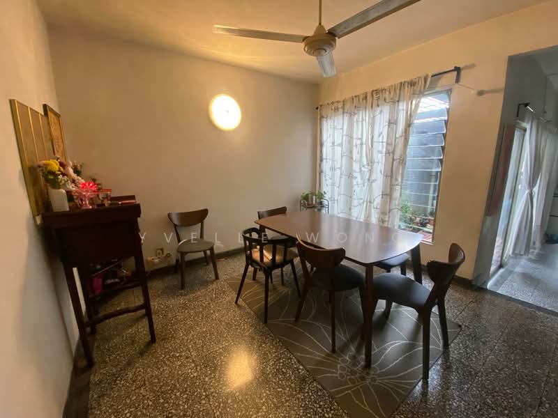 Rumah Teres 2 Tingkat untuk Dijual di Seksyen 22, Damansara Jaya (Petaling Jaya) - Yvelle Wong - Dining Room - PropertyGuru.com.my