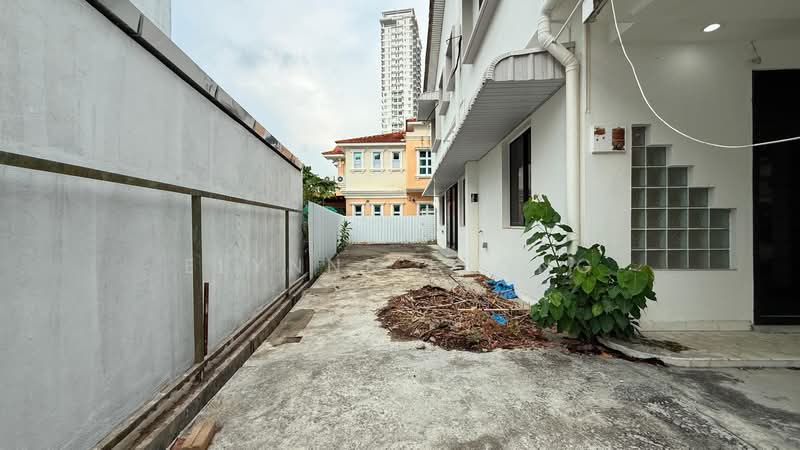 Semi-Detached House for Sale in Pulau Tikus (George Town) - Elynne Leong - Exterior - PropertyGuru.com.my