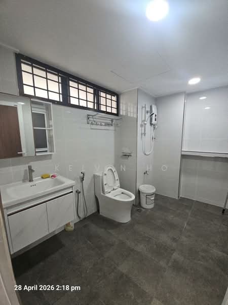 Pangsapuri untuk Disewa di Ramin Apartment - Kelvin Ho - Bathroom - PropertyGuru.com.my