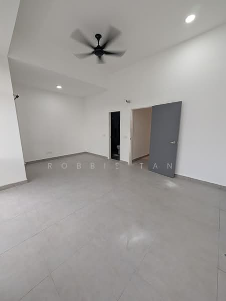 2-storey Terraced House for Rent in Taman Mount Austin (Tebrau) - Robbie Tan - PropertyGuru.com.my
