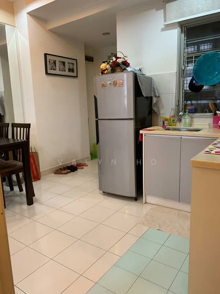 Servis Apartment untuk Disewa di Main Place Residence - Valyn Ho - Kitchen - PropertyGuru.com.my