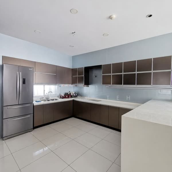 Kondominium untuk Disewa di Residence 21 - Denise Teh - Kitchen - PropertyGuru.com.my