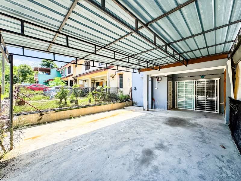2-storey Terraced House for Sale in Bukit Sentosa (Rawang) - Izzah Alias - PropertyGuru.com.my