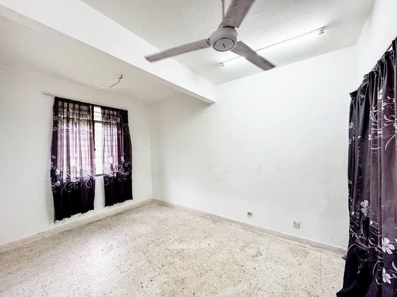 2-storey Terraced House for Sale in Bukit Sentosa (Rawang) - Izzah Alias - PropertyGuru.com.my