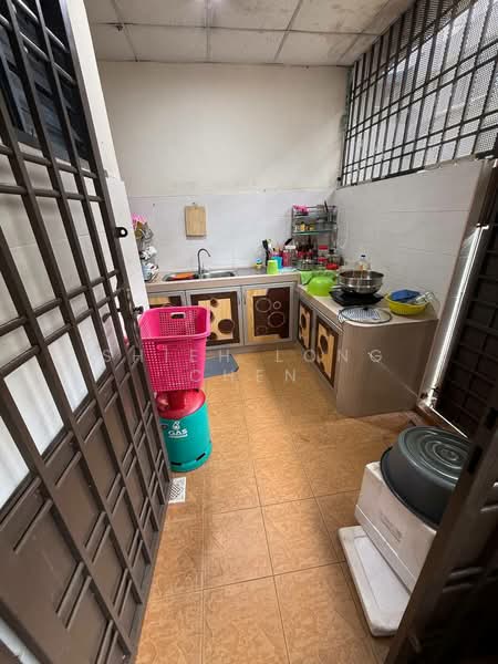 Rumah Teres 2 Tingkat untuk Dijual di Ulu Tiram (Johor) - Shieh Long Chen - Kitchen - PropertyGuru.com.my