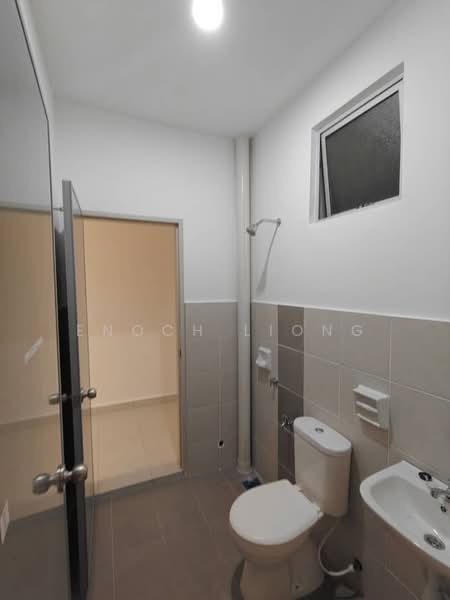 Terraced House for Rent in Pasir Gudang (Johor) - Enoch Liong - Bathroom - PropertyGuru.com.my