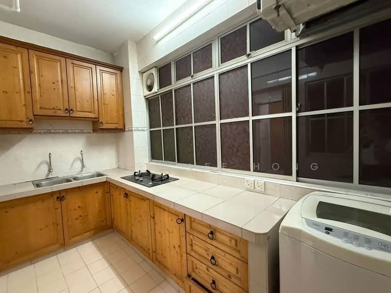 Apartment for Sale at Suria Kipark Damansara - Cheong Lee Hong - Kitchen - PropertyGuru.com.my
