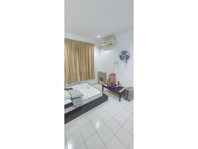Rumah Bandar untuk Disewa di Johor Bahru (Johor) - Le Ching . - Bedroom - PropertyGuru.com.my
