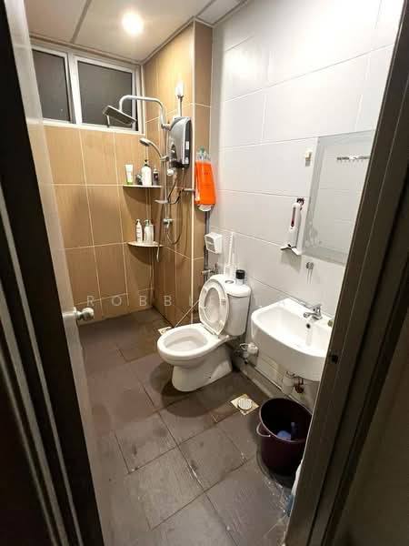 Service Residence for Sale at Larkin Heights - Robbie Tan - PropertyGuru.com.my