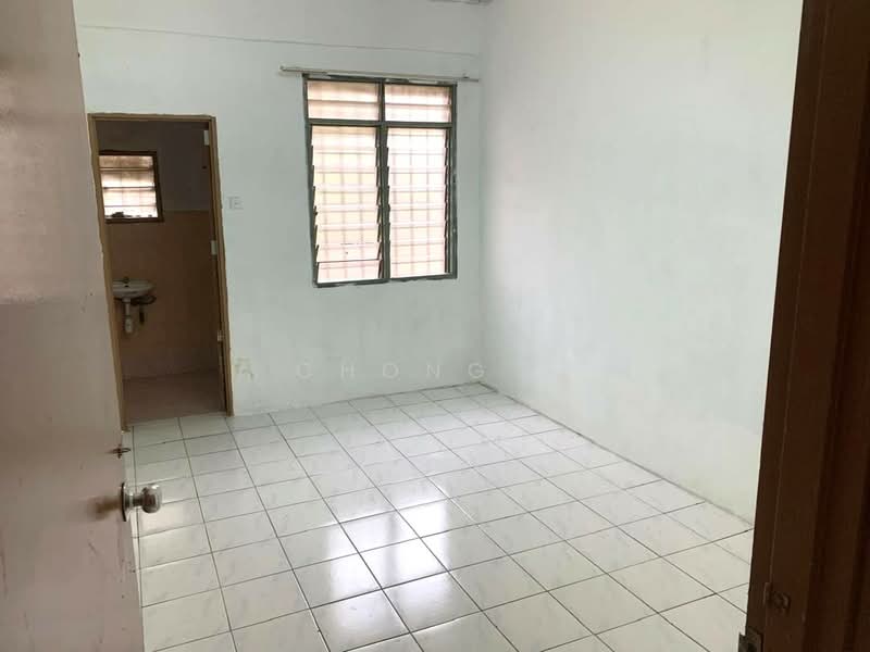 2-storey Terraced House for Rent in Balakong (Cheras) - Chong . - Bathroom - PropertyGuru.com.my