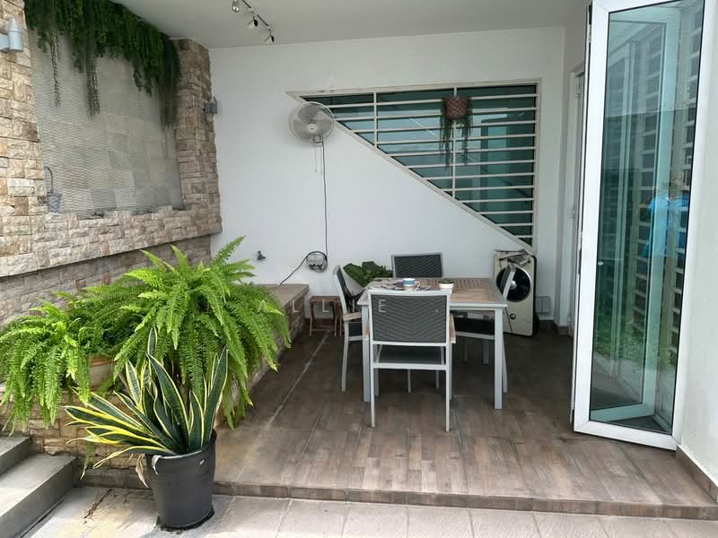 Banglo Lot Kosong untuk Dijual di USJ Heights (Subang Jaya) - Allie . - Balcony - PropertyGuru.com.my