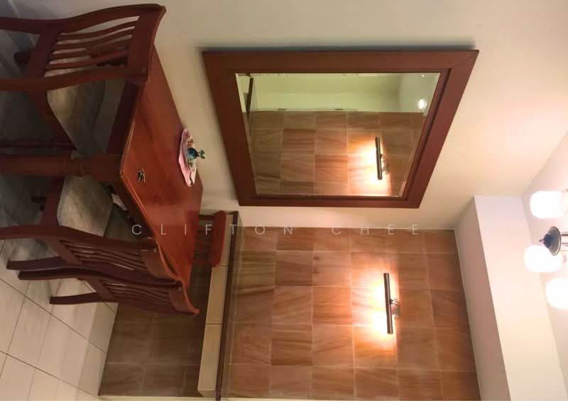 Kondominium untuk Dijual di Tanjung Park Condominium - Clifton Chee - Dining Room - PropertyGuru.com.my