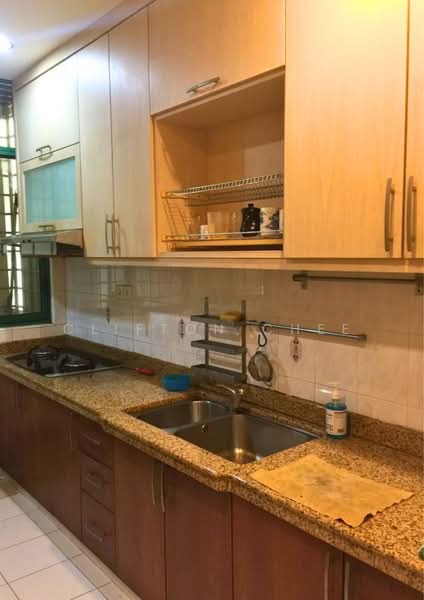 Kondominium untuk Dijual di Tanjung Park Condominium - Clifton Chee - Kitchen - PropertyGuru.com.my