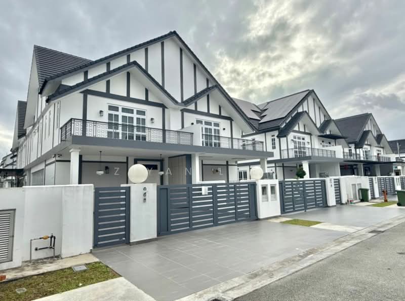 Rumah Kluster untuk Dijual di Taman Ekoflora (Johor Bahru) - Ziyan Liew - Exterior - PropertyGuru.com.my