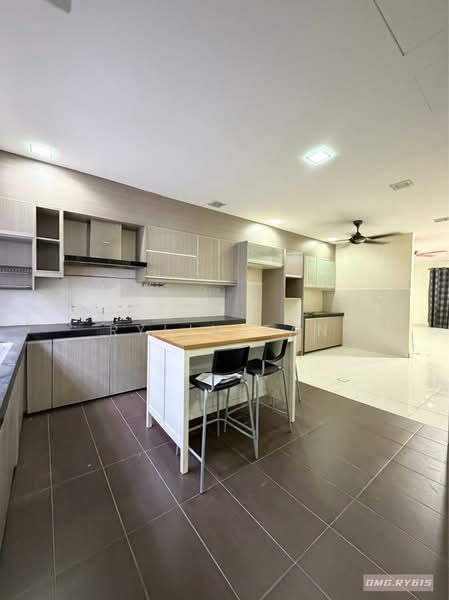 Rumah Teres untuk Dijual di Bandar Puteri Klang (Klang) - Rylin Tan - Kitchen - PropertyGuru.com.my