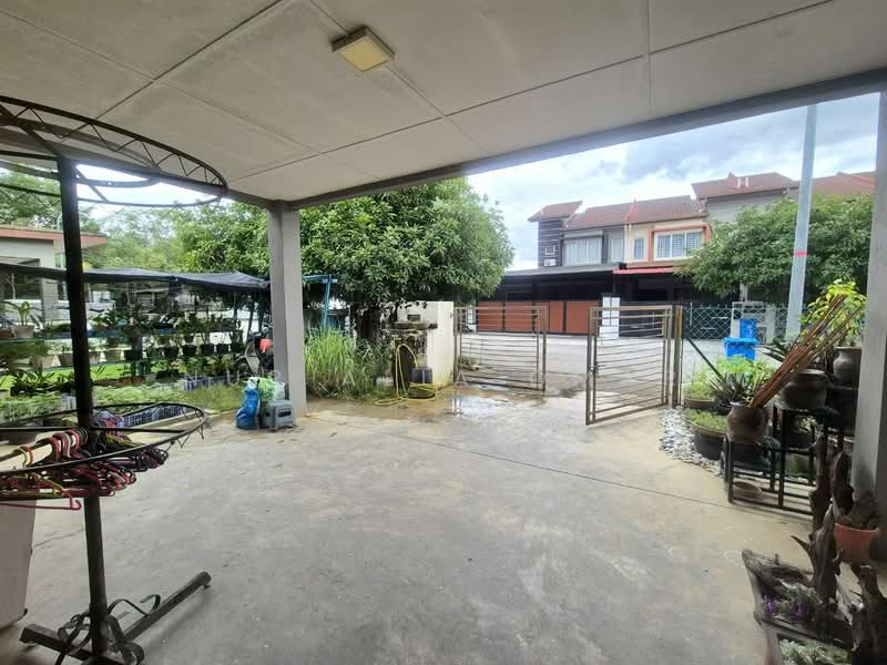 Rumah Berkembar untuk Dijual di Shah Alam (Selangor) - Nur Alia Omar - Exterior - PropertyGuru.com.my