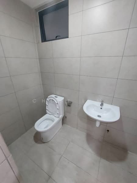 Servis Apartment untuk Disewa di Luminari - Chloe Lim - Bathroom - PropertyGuru.com.my