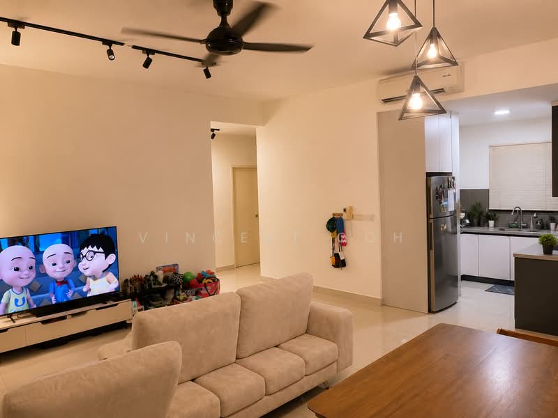 Kondominium untuk Dijual di Lakeville Residence - Vincent Goh - Living Room - PropertyGuru.com.my