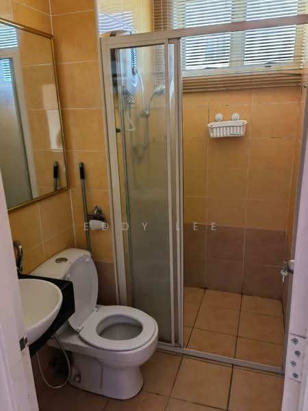 Kondominium untuk Disewa di East Lake Residence - Eddy Lee - Bathroom - PropertyGuru.com.my