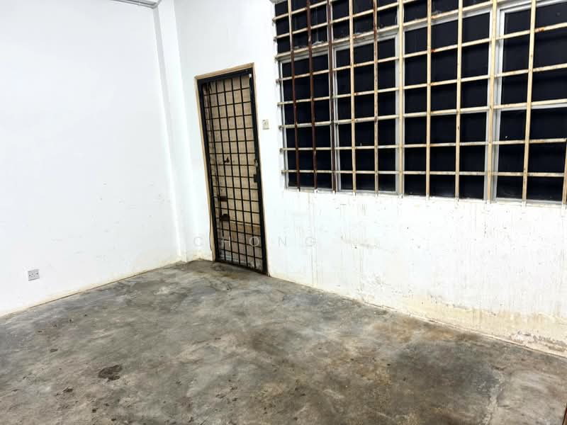 Shop for Rent in Kajang Perdana (Kajang) - Chong . - Interior - PropertyGuru.com.my