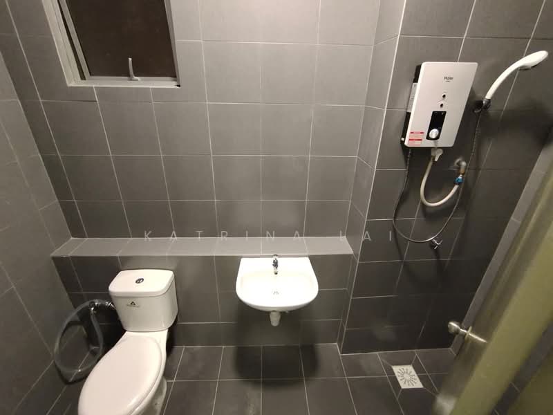 Apartment for Sale at Idaman Abadi - Katrina Lai - Bathroom - PropertyGuru.com.my