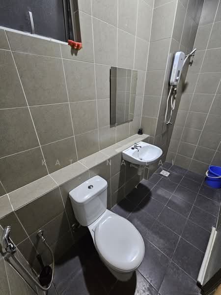 Apartment for Sale at Idaman Abadi - Katrina Lai - Bathroom - PropertyGuru.com.my
