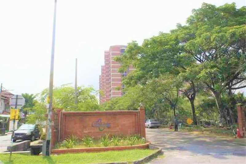 Kondominium untuk Disewa di Putra Indah Condominium - Brandon Yee - Exterior - PropertyGuru.com.my