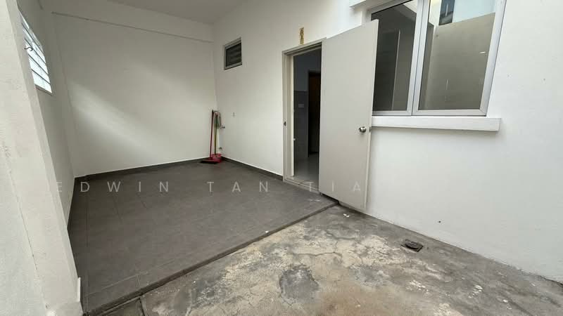 Rumah Teres 2 Tingkat untuk Disewa di Bandar Rimbayu (Telok Panglima Garang) - Edwin Tan Tian Hoe - Exterior - PropertyGuru.com.my