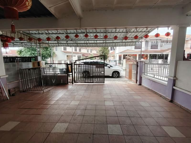 Rumah Teres 2 Tingkat untuk Dijual di Taman Angkasa Nuri (Durian Tunggal) - Vinc Pheng - Exterior - PropertyGuru.com.my