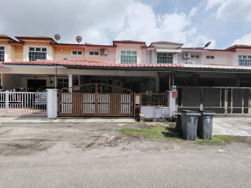 Rumah Teres 2 Tingkat untuk Dijual di Taman Angkasa Nuri (Durian Tunggal) - Vinc Pheng - Exterior - PropertyGuru.com.my