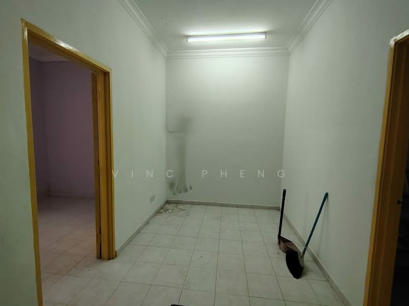 Rumah Teres 2 Tingkat untuk Dijual di Taman Angkasa Nuri (Durian Tunggal) - Vinc Pheng - Interior - PropertyGuru.com.my
