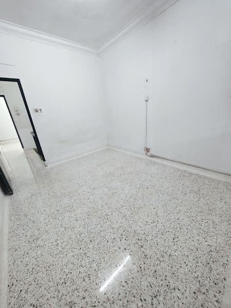 2-storey Terraced House for Rent in Taman Sentosa 2 (Tangkak) - Yvonne Ng - PropertyGuru.com.my