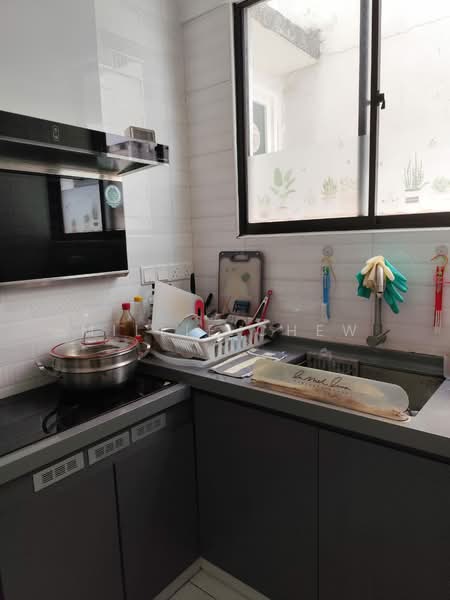 Apartment for Rent at Greenlane Heights Block B - Millie Chew - Kitchen - PropertyGuru.com.my