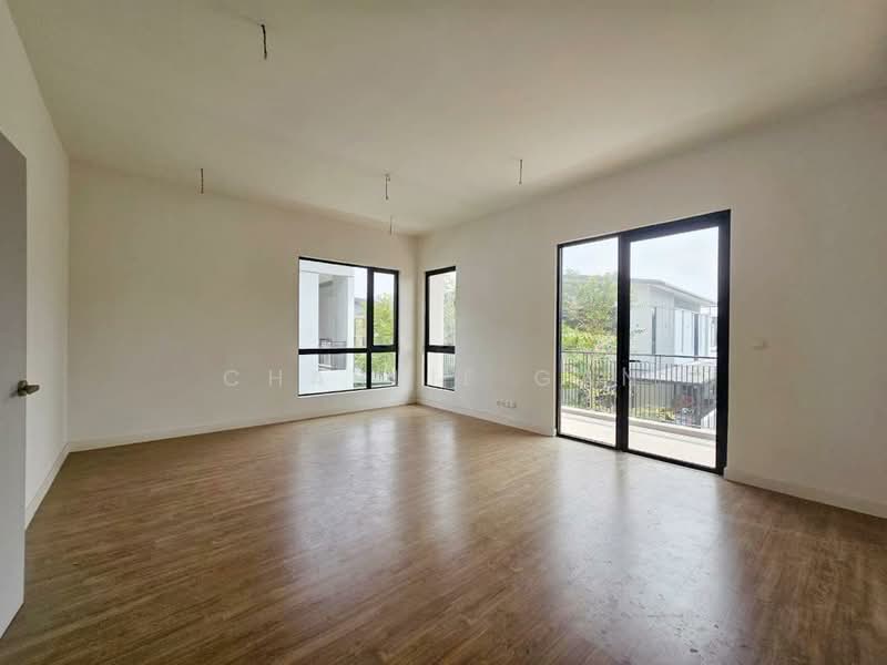 Semi-Detached House for Sale in Bandar Tropicana Aman (Telok Panglima Garang) - Charlie Gan - Living Room - PropertyGuru.com.my