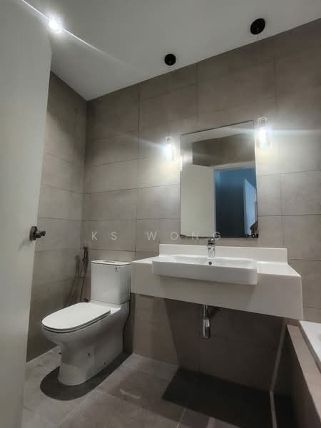 Kondominium untuk Disewa di Bangsar Hill Park - KS Wong - Bathroom - PropertyGuru.com.my